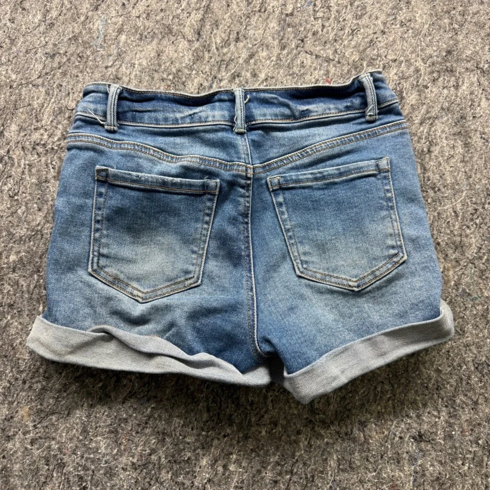 Wax Jean Distressed Denim Shorts Medium Wash High Rise Cuffed Size M 90233
